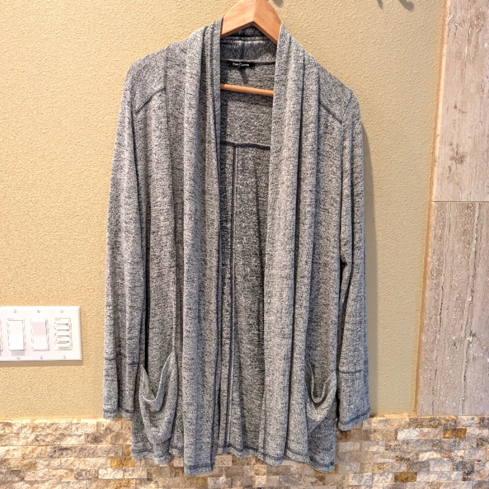 Pink Clover cardigan with pockets size M